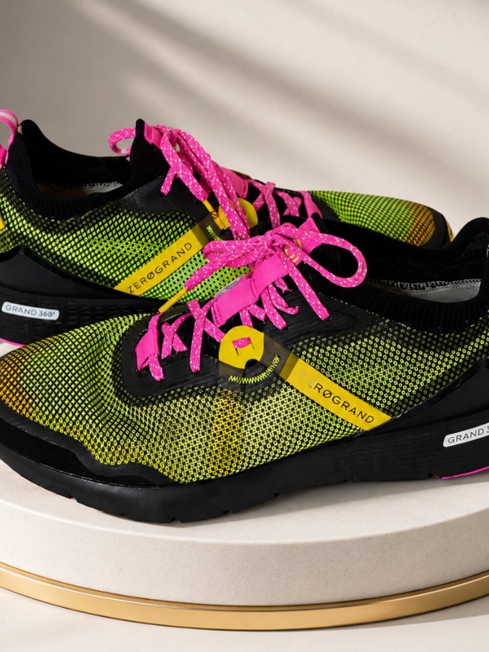 Cole Haan Zerogrand Overtake Mesh Running Shoes Green Pink Men's Size 7.5 M - Picture 1 of 6